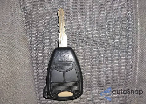 2007 Dodge Ram 1500 Slt/Trx4 Off Road/Sport z USA, uszkodzony, nr VIN 1D7HU182X7S120637